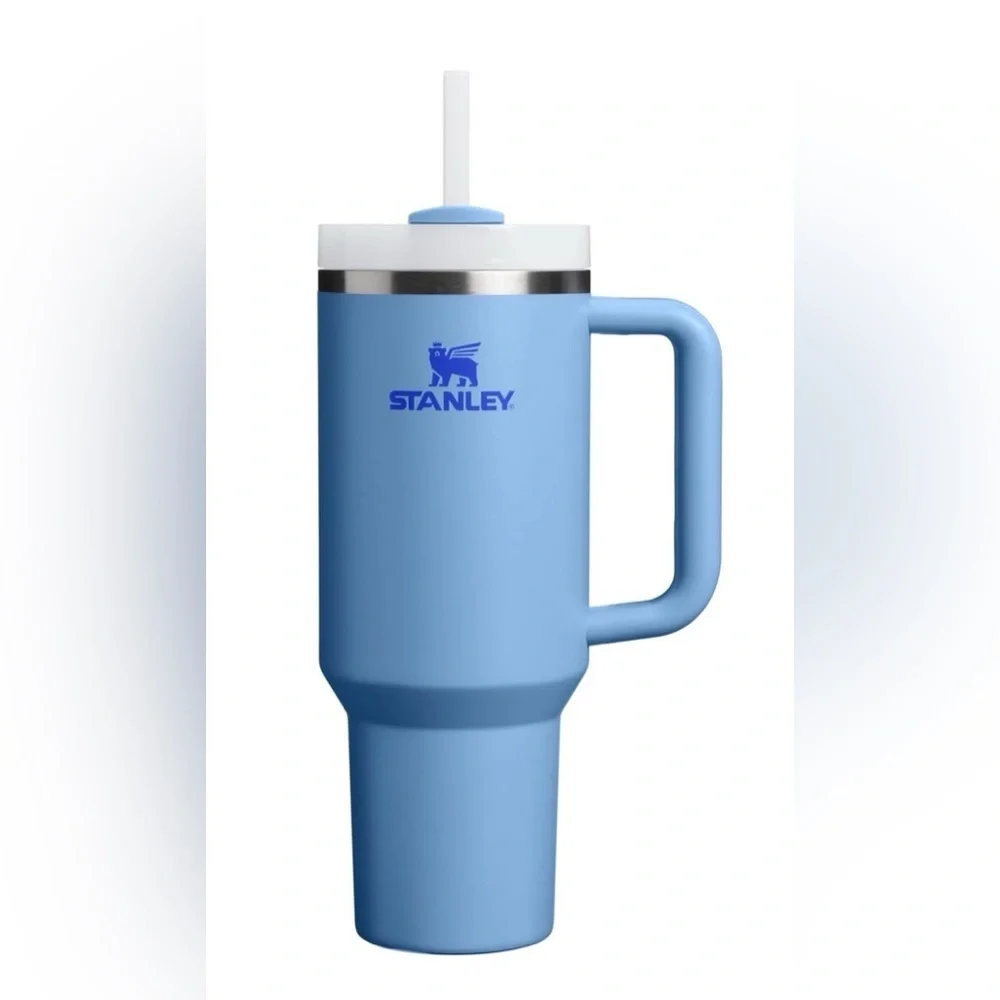 Stanley Sky Blue Quencher H2.0 Flowstate Tumbler with Straw 40oz NEW - Picture 1 of 9